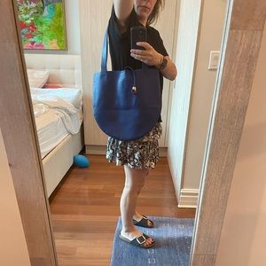 Blue leather tote bag great condition
